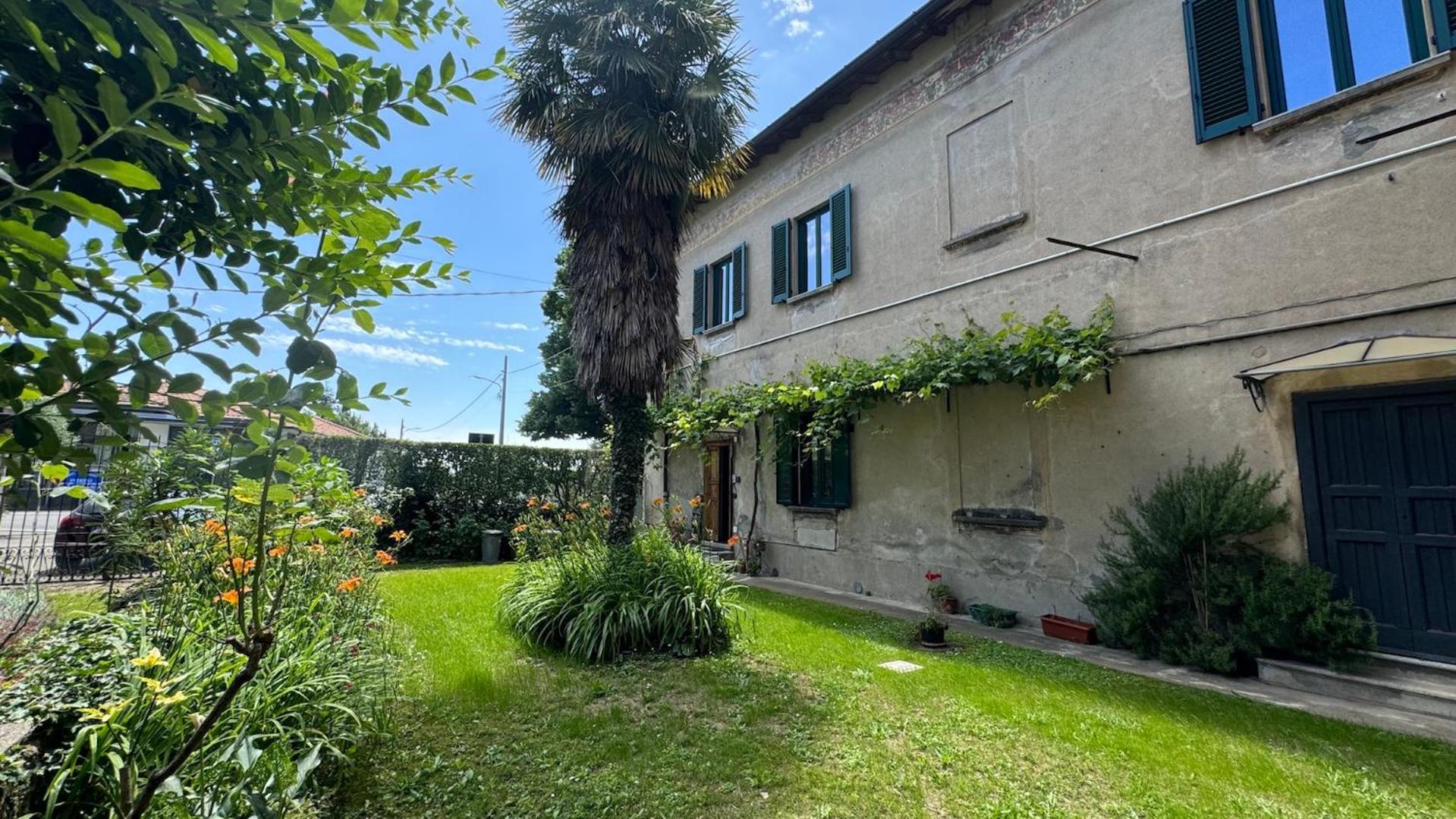 Curt Da Beta - Casa Vacanze Con Giardino In Corte Del XVIII Secolo Malnate Kültér fotó